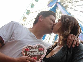 Die Bergkirchweih 2015 wird für Gunther Schumann und Alexandra Hoefler unvergesslich: Sie heiraten am Donnerstag auf dem Berg. Foto: Christian Bauriedel