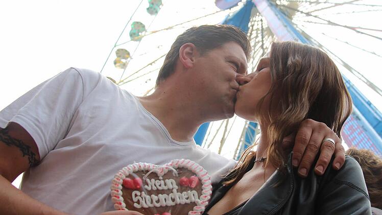 Die Bergkirchweih 2015 wird für Gunther Schumann und Alexandra Hoefler unvergesslich: Sie heiraten am Donnerstag auf dem Berg. Foto: Christian Bauriedel