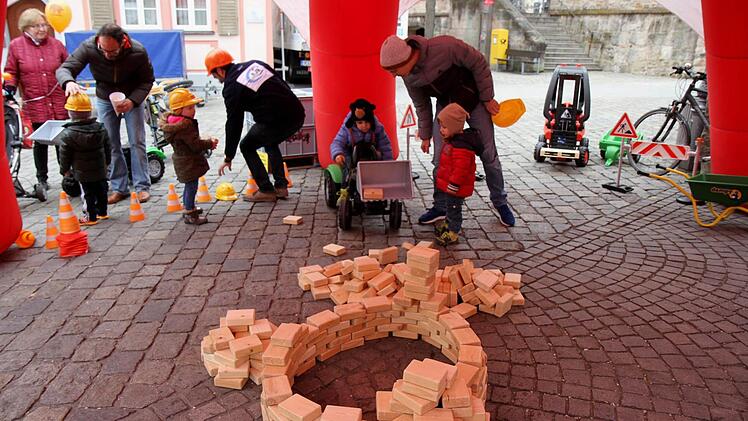 Impressionen von der Stadtmesse  Foto: Richard Sänger