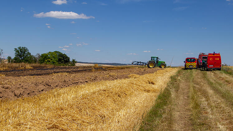 Am Sonntag brannte ein Feld im Kreis Coburg.