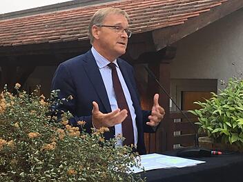 Andreas Starke kündigt im "Brauhaus Sternla" an, im März 2020 noch einmal für das Amt des Oberbürgermeisters kandidieren zu wollen. Foto: Michael Memmel