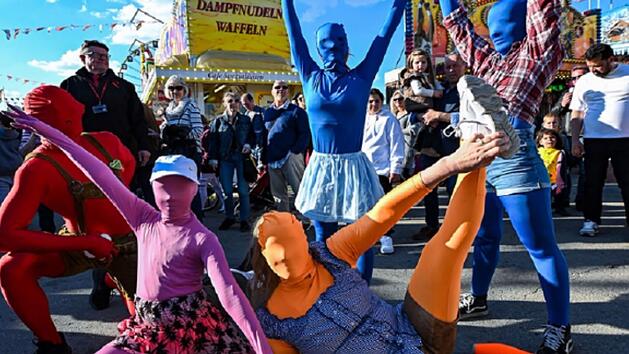 N&uuml;rnberger Fr&uuml;hlingsfest ist in die zweite Woche gestartet - das steht auf dem Programm