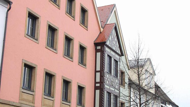 In die umfassende Sanierung der Hauptstelle in Lichtenfels flossen in den vergangenen zwei Jahren rund zwei Millionen Euro.