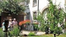 Hinter den Kulissen: Auch der Zeiler Pfarrgarten war beim Gartentür-Tag geöffnet.  Foto: Detlev Krause