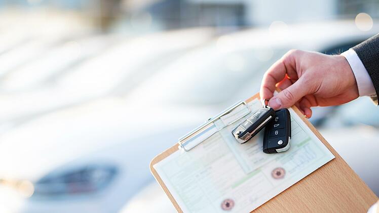 Mit 42,9 Millionen F&uuml;hrerscheinen hat die Zahl bundesweit einen neuen H&ouml;chststand erreicht &ndash; trotz Corona.