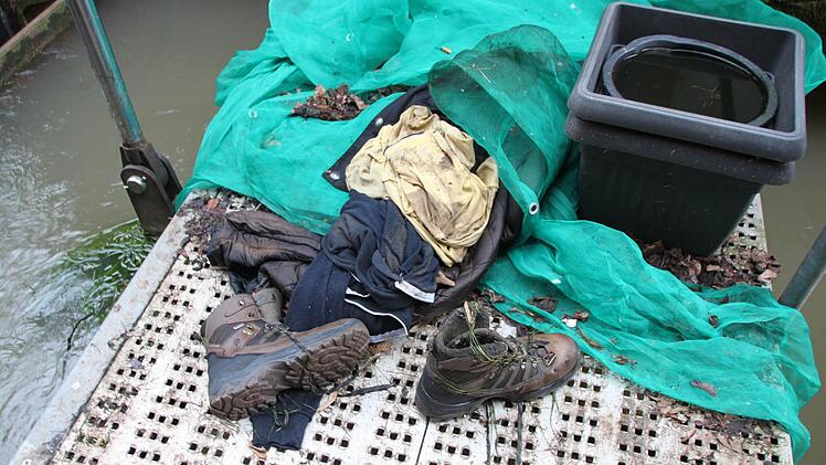 Die Klamotten des Geretteten Foto: Peter Groscurth