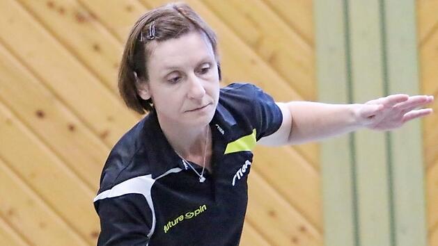 Beim 7:7 der Bayernliga-Damen des TTC Tiefenlauter gegen den TTC Neunkirchen schaffte Anja Jähler nach dem 3:6-Rückstand den vierten Zähler. Zum Abschluss verbuchte sie den siebten Punkt zum Ausgleich ihrer Mannschaft.  Foto: Horst Marr