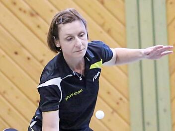 Beim 7:7 der Bayernliga-Damen des TTC Tiefenlauter gegen den TTC Neunkirchen schaffte Anja Jähler nach dem 3:6-Rückstand den vierten Zähler. Zum Abschluss verbuchte sie den siebten Punkt zum Ausgleich ihrer Mannschaft.  Foto: Horst Marr