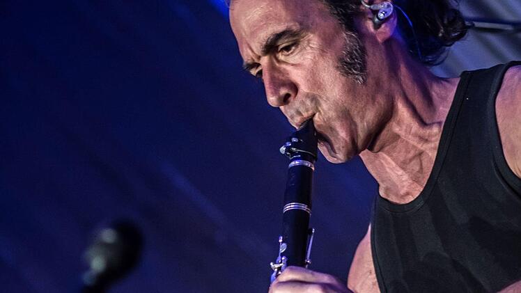 Coburg-Debüt: Das Ensemble "Trams des Balkans" beeindruckte die Zuhörer bei "Leise am Markt".Foto: Jochen Berger