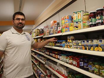 Carsten Löffler will die Familientradition aufrechterhalten und dabei neue Wege gehen. Deshalb will er aus seinem Laden nicht nur eine Einkaufsmöglichkeit machen, sondern auch einen Treffpunkt. Veronika Schadeck