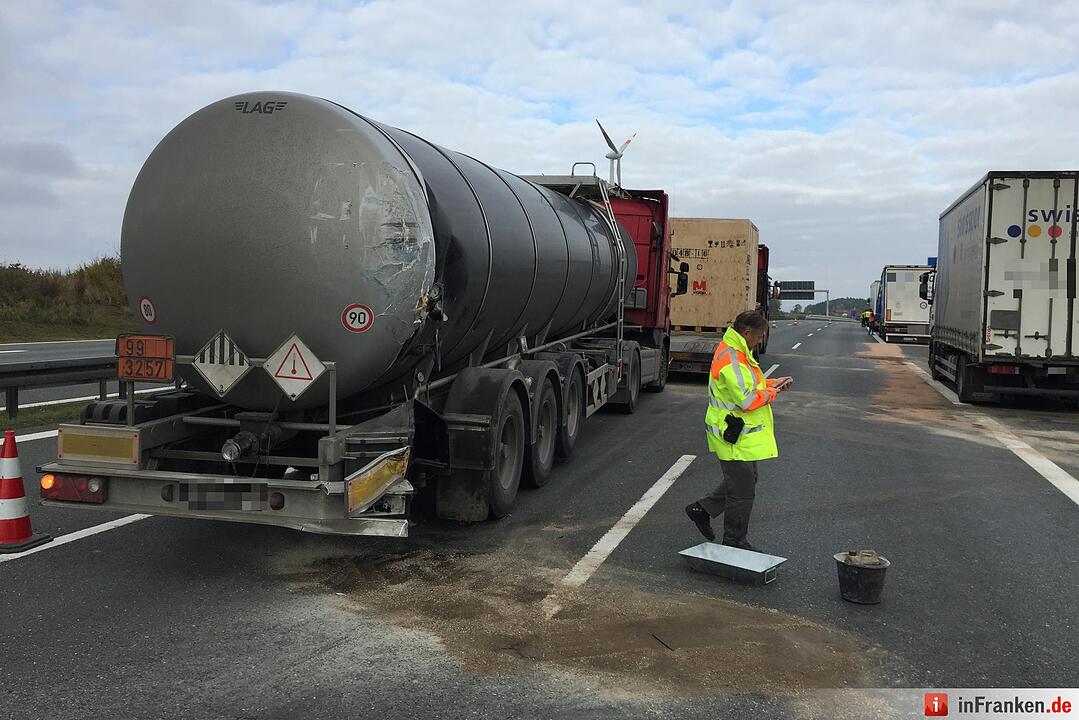 A9: Am Bindlacher Berg krachen vier Lkw ineinander