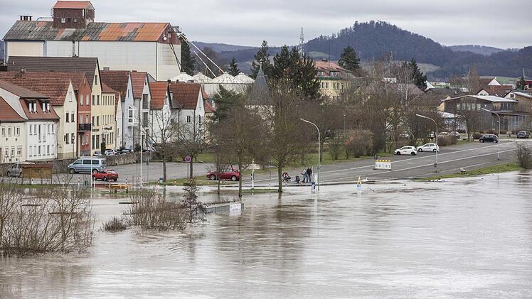 Am Tränkberg zeigt sich ein gewohntes Bild, wenn der Main mehr Wasser führt.