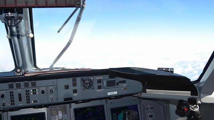 Ein Blick ins Cockpit während des Flugs nach Sylt