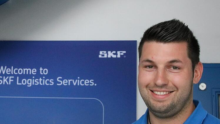 Für Ingenieur Jan Bischoff war die BS-plus-Klasse die Grundlage für seine Karriere bei SKF. Fotos: Ralf Ruppert