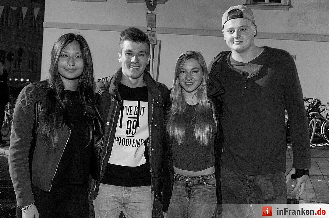 Sandkerwa: Partyfotos