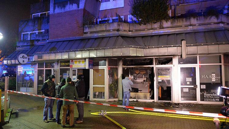 So sah das Sonnenstudio kurz nach dem Feuer in der Tatnacht aus. Archivfoto: Ronald Rinklef