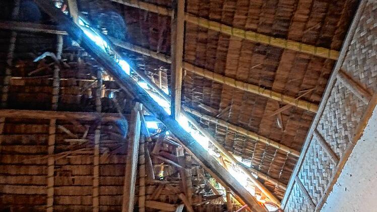 Boracay Taifun Schäden Haus von Petras Bruder Klaus