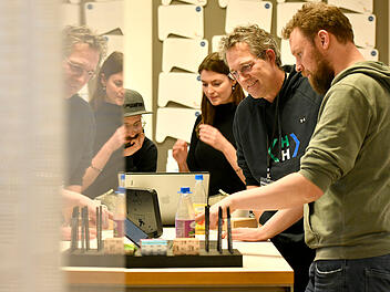 Würzburg: Technologie löst medizinische Probleme - Erster HealthCare Hackathon war Erfolg