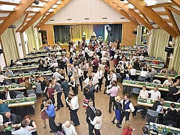 Der Winterball der Landwirte am Samstagabend in der Rudolf-Mett-Halle in Königsberg Foto: Gerold Snater