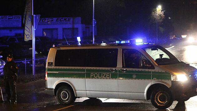 In N&uuml;rnberg-S&uuml;nderb&uuml;hl wurde am Mittwochmorgen (27. M&auml;rz 2019) die Polizei alarmiert. Symbolbild: Goppelt/NEWS5