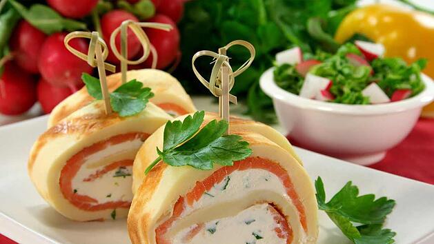 pfannkuchen-mit-frischkaese-lachs.jpg