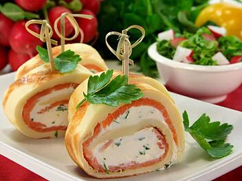 pfannkuchen-mit-frischkaese-lachs.jpg