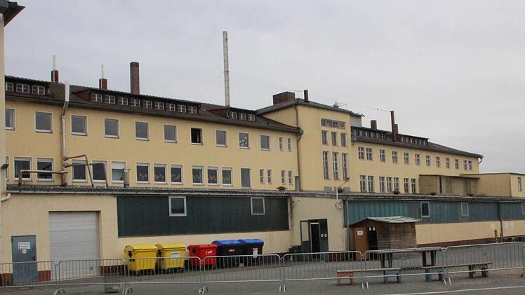 Im "Lindner-Gebäude" in Neuses werden   ab   2013 wieder Klassenzimmer frei.  Archivbild: Josef Hofbauer