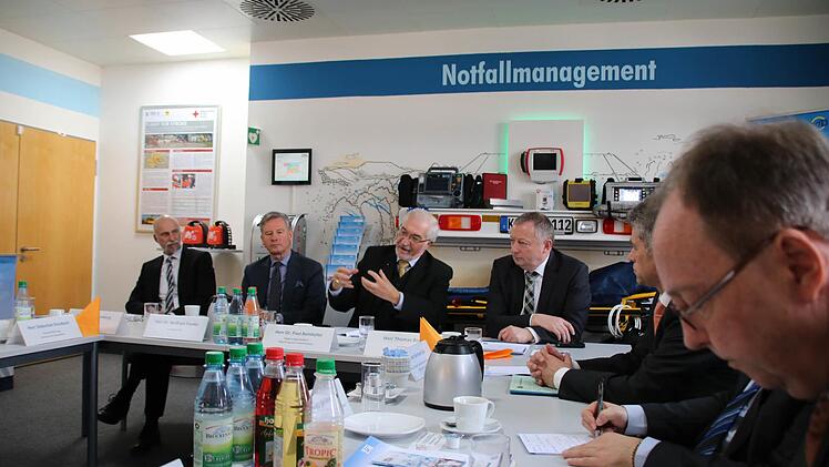 Eindrücke vom Besuch des Regierungspräsidenten im ZTM. Foto: Ralf Ruppert