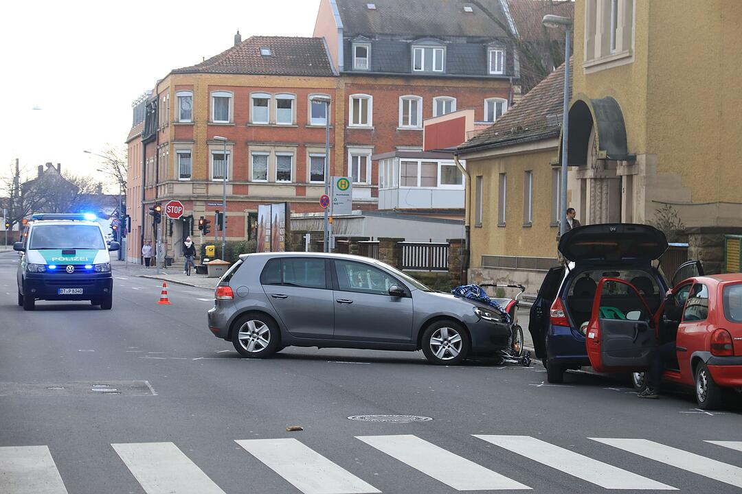 Bamberg: 38-jährige Radlerin bei Wendemanöver schwer verletzt