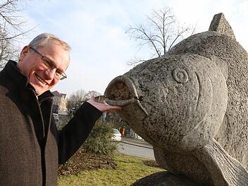 Fridolin hat Martin Oberle sicher die Flossen gedrückt - nur genützt hat es nichts.  Foto: Herteux/Archiv