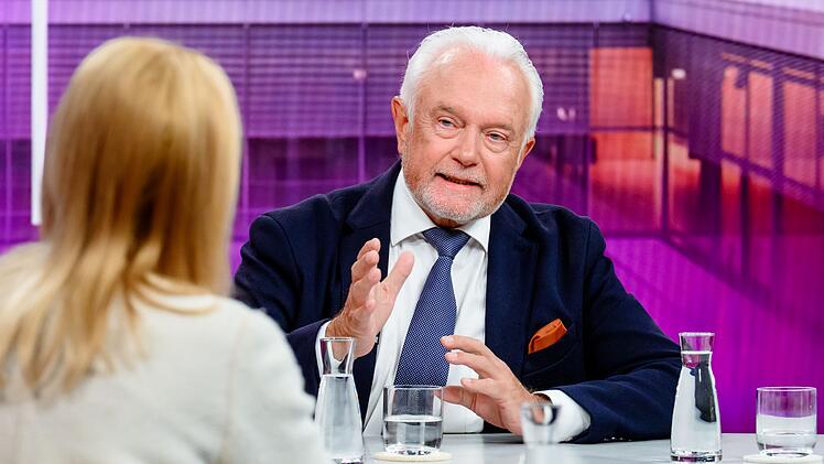 Zwischen FDP-Politiker Wolfgang Kubicki und Kevin K&uuml;hnert, inzwischen bei der B&uuml;rgerbewegung Finanzwende, entbrannte eine hitzige Diskussion.