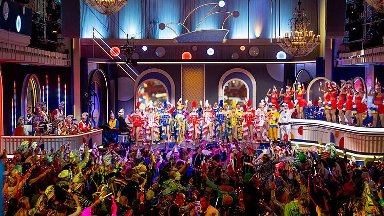 Der Fastnachtschor "Die Mainzer Hofs&auml;nger" wird 2026 ein Jahrundert alt. Das soll bei der Prunksitzung nat&uuml;rlich gefeiert werden.