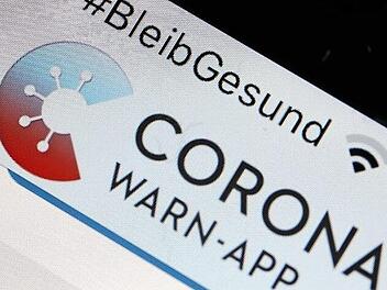 Um das Ergebnis des Corona-Tests direkt in der Warn-App angezeigt zu bekommen, sind zwei wichtige Dinge zu beachten. Foto: Oliver Berg/dpa