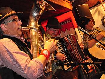 Spilk treten am 17. Mai mit ihrem Programm "Groad naus" gemeinsam mit Fredi Breunig in der Stadthalle in Bad Neustadt auf. Simon Albrecht