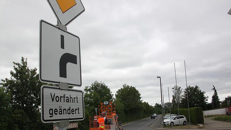 Gestern hat eine Firma die Markierungen aufgesprüht. Foto: Franziska Rieger