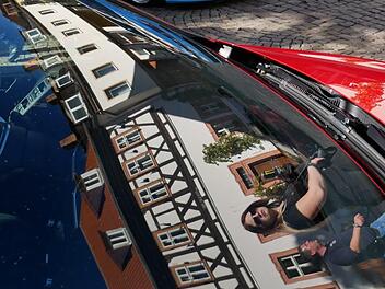 Die historische Altstadt in Münnerstadt bietet die stimmungsvolle Kulisse für die GTI-Treffen im Früjahr und Herbst. Das beides gut zusammenpasst, soll ein Fotowettbewerb belegen, den Stadt und die Veranstalter von meinGTI.com gemeinsam zum Stadtjubiläum organisieren.  Heike Beudert/Archiv