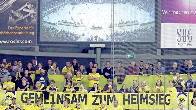 Die Fans fiebern mit ihrem HSC mit. Die erste Mannschaft ist auf einem guten Weg. Entspannt hat sich auch die finanzielle Lage.  Foto: Timo Geldner