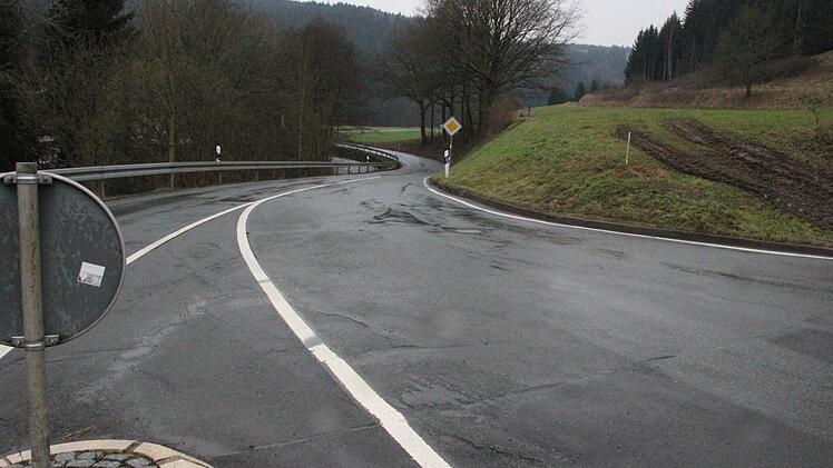 Hier beginnt die Ausbaustrecke. Foto: Friedwald Schedel