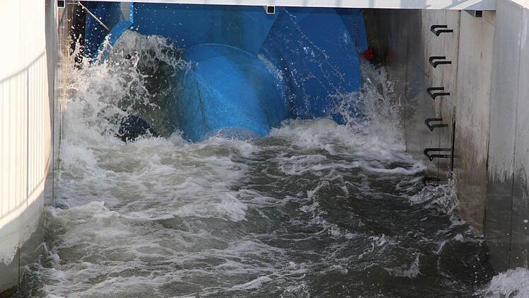 Der Wasserauslauf am Ende der Schnecke Foto: Erlwein