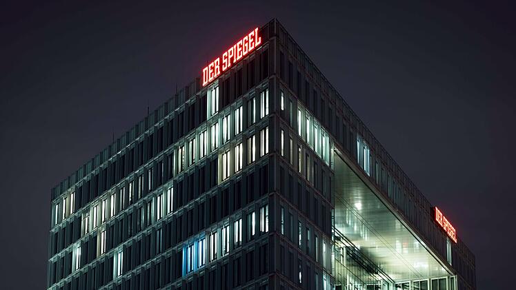 75 Jahre "Der Spiegel" - Verlagsgebäude