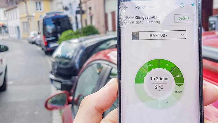 Mit der Smartphone-App "Travipay" können die Parkscheine virtuell gebucht werden.  Foto: Sebastian Schanz