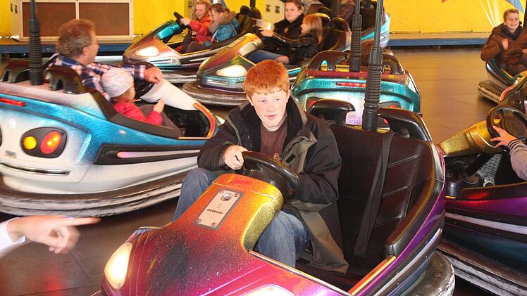 Eines der Fahrgeschäfte