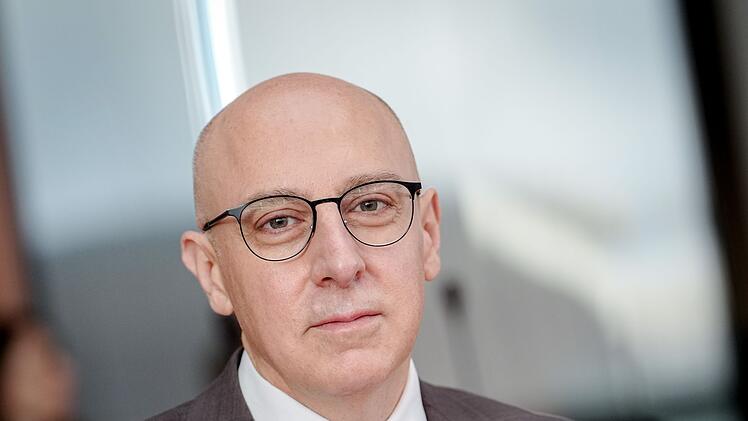 Öffentliche Anhörung der Präsidenten der Nachrichtendienste