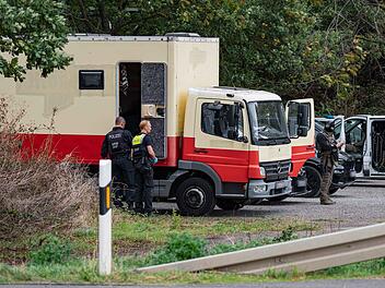 Polizei st&uuml;rmt Fahrzeug von Sabotage-Verd&auml;chtigem