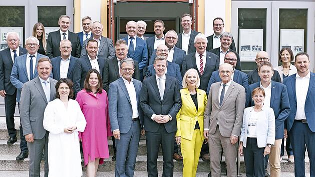 Die Teilnehmenden an der Landr&auml;te-Tagung.