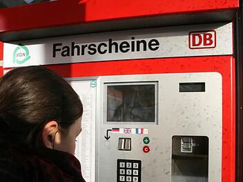 Bahnkarten kann man in Kulmbach lösen, aber nicht die Tickets des Verkehrsverbunds Großraum Nürnberg.