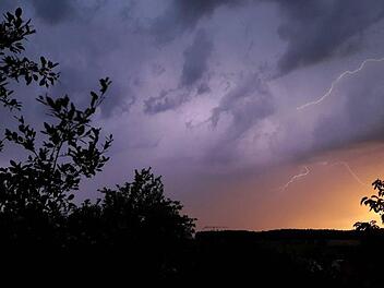 Der Deutsche Wetterdienst warnt: In Franken wird es am Mittwoch teils sehr stürmisch. Foto: Mr Planet / inFrankenPix
