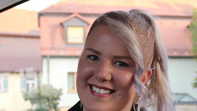 "Kerwa-Hostess" Sandra