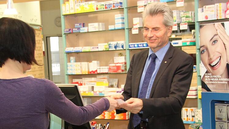 Apotheker Hans-Peter Hubmann wirbt um mehr Flexibilität bei der Impfstoff-Wahl. Foto: Archiv/Stephan Tiroch