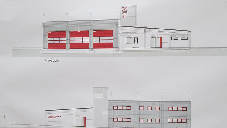 Die farbliche Gestaltung legten der Gemeinderat und der Arbeitskreis vor Ort fest. Die Tore sind in Rot gehalten, für die Fensterrahmen ist allerdings Schwarz vorgesehen.  Foto: Winfried Ehling